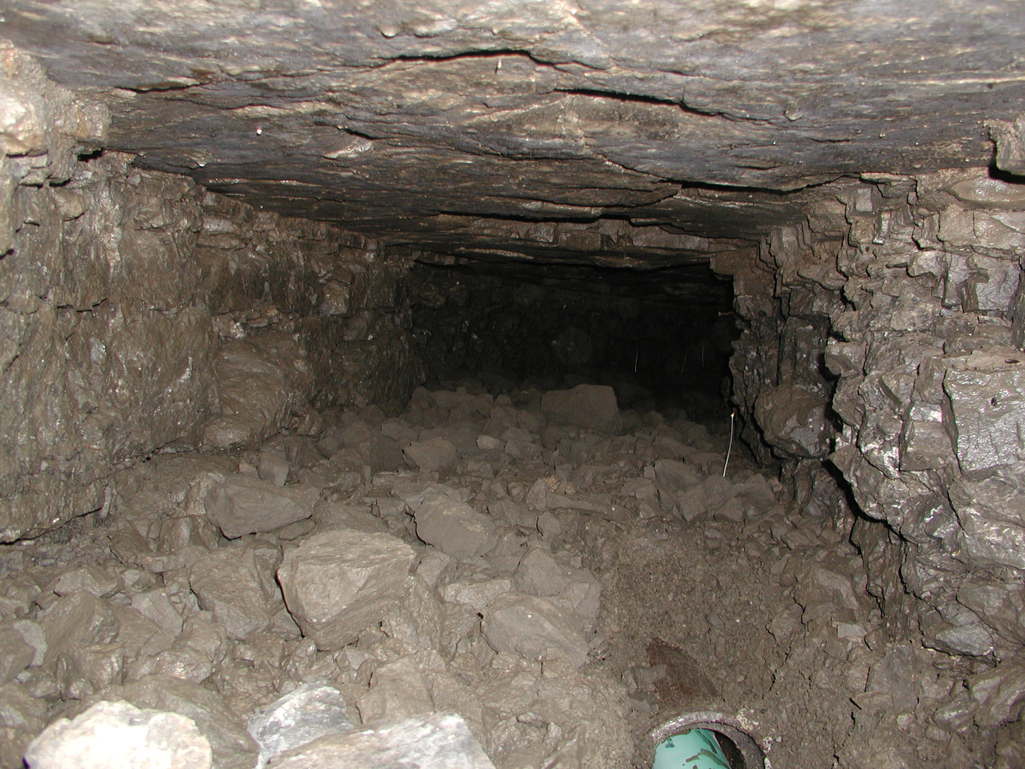 Tunnel under East Ave (3)